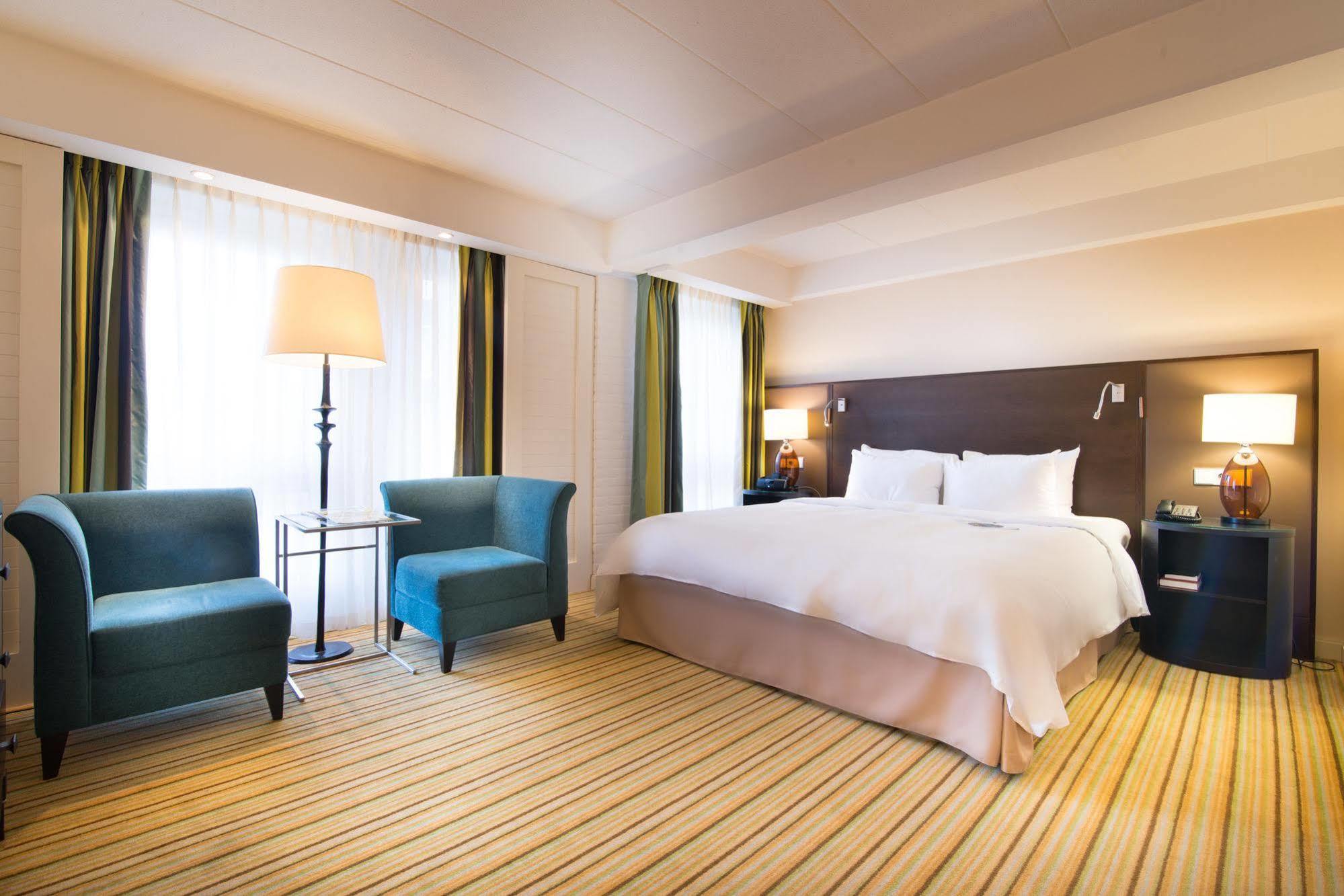 Renaissance Amsterdam Hotel Екстер'єр фото Deluxe Room